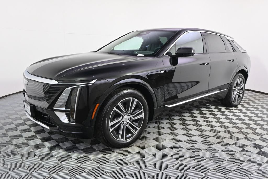 New 2026 Cadillac Lyriq Luxury w/ LPO, Floor Liner Package AWD/4WD image 2