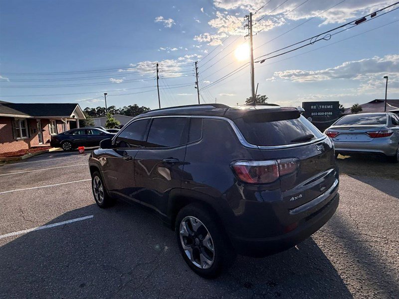 Used 2018 Jeep Compass Limited w/ Safe & Security Group AWD/4WD image 23