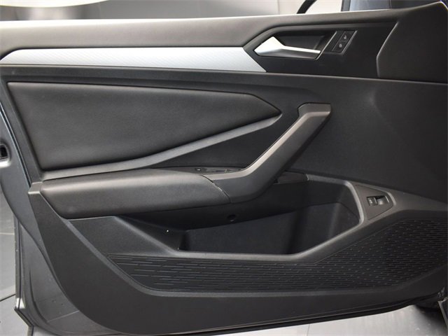 Used 2019 Volkswagen Jetta R-Line image 16