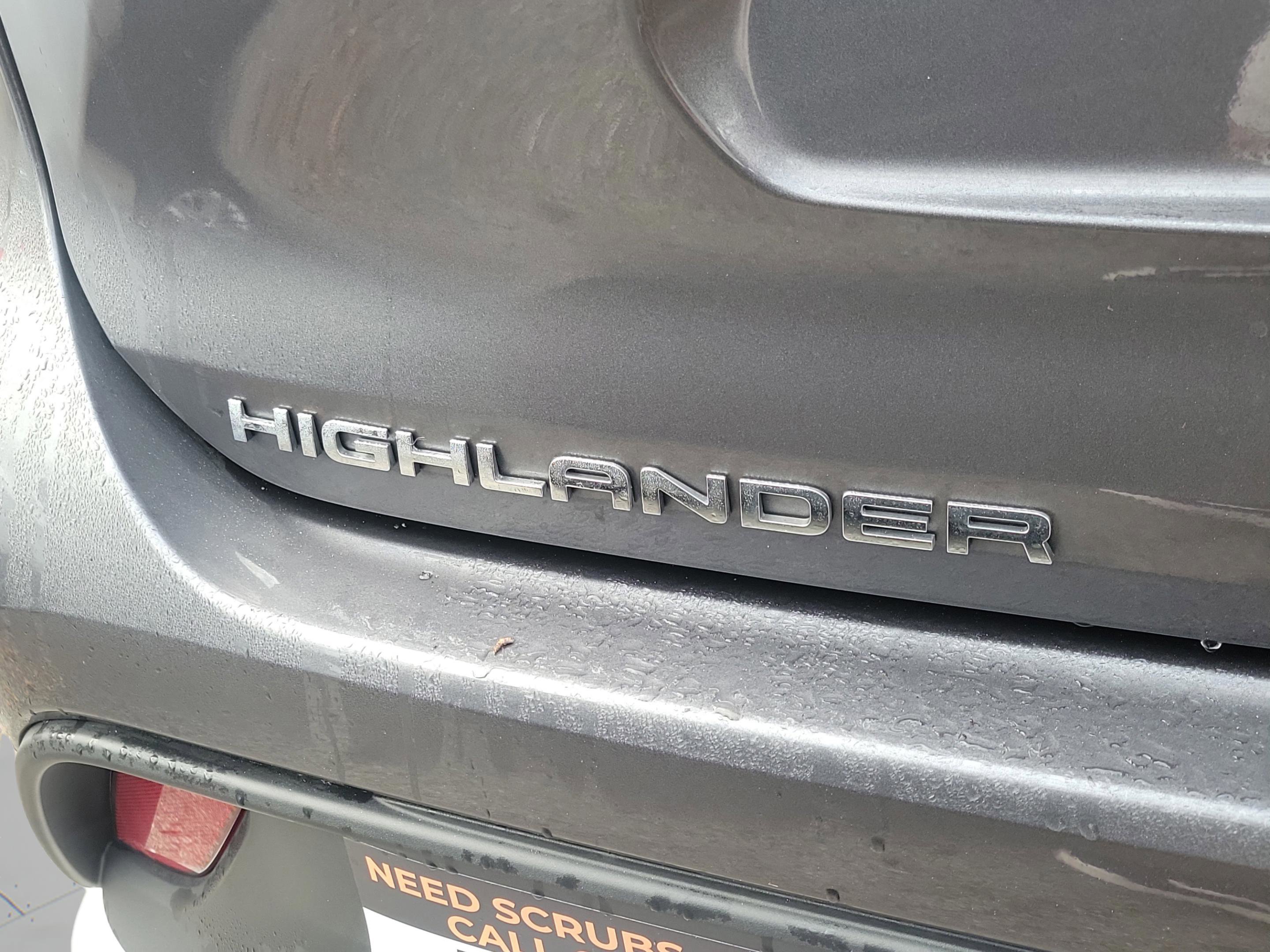 Used 2025 Toyota Highlander XSE image 21