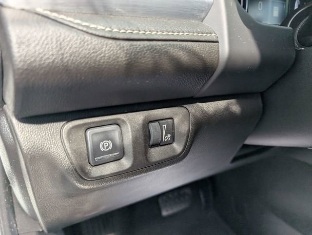 Used 2019 GMC Acadia SLT AWD/4WD image 16