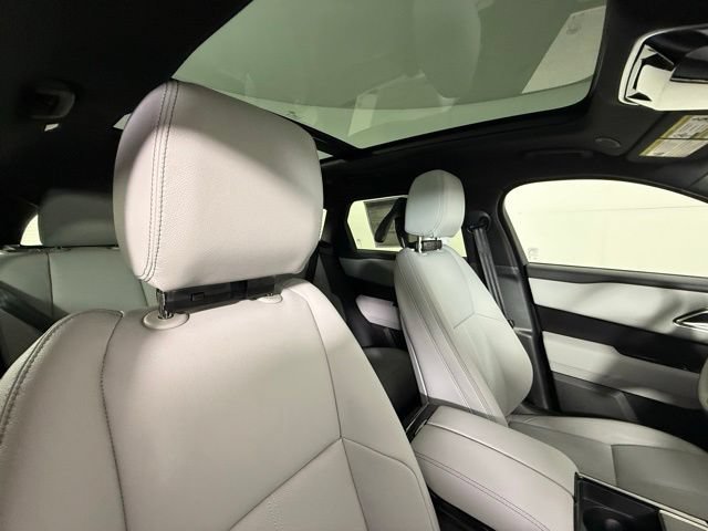 New 2026 Land Rover Range Rover Velar Belgravia AWD/4WD image 32