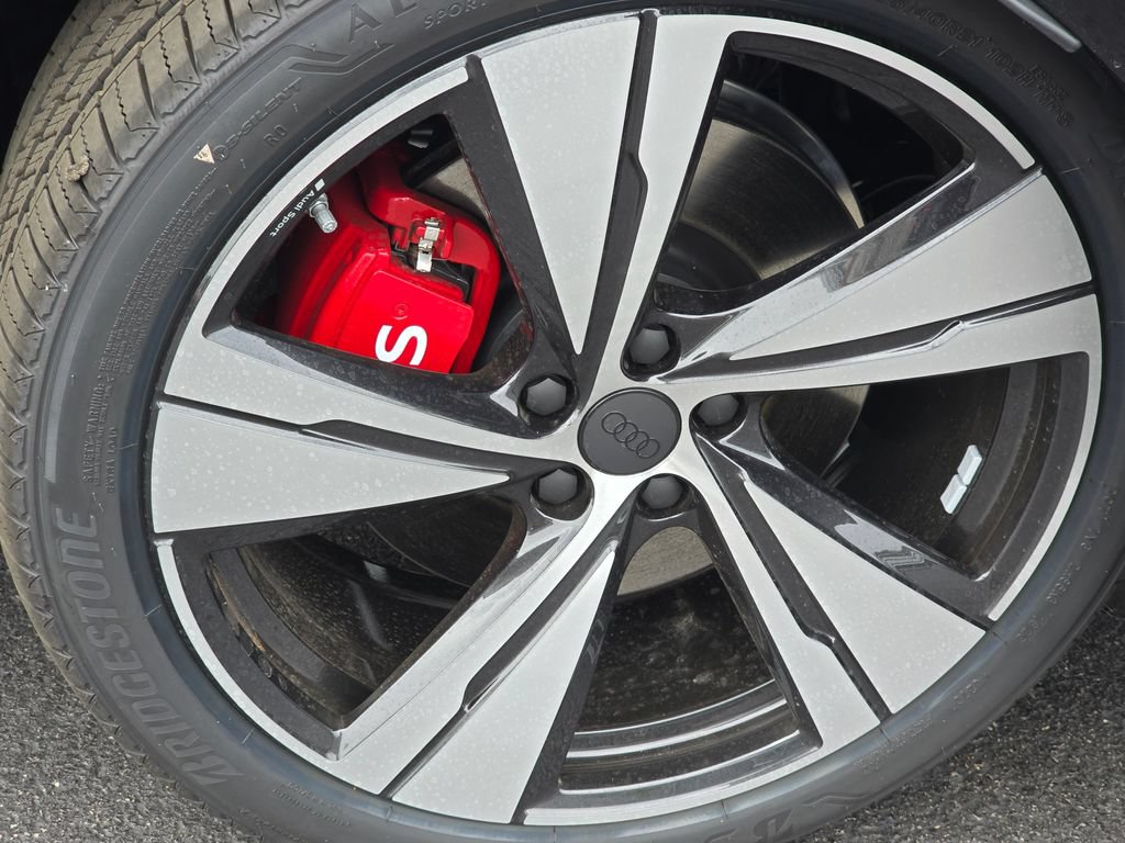 New 2026 Audi SQ5 Premium Plus AWD/4WD image 9