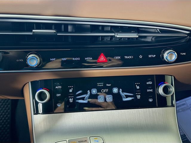 New 2026 Genesis GV70 2.5T Advanced image 14