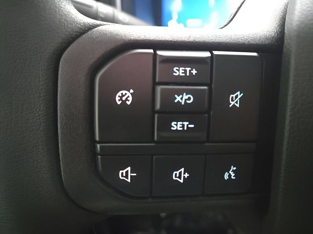 New 2026 Ford F250 XLT w/ XLT Premium Package AWD/4WD image 10