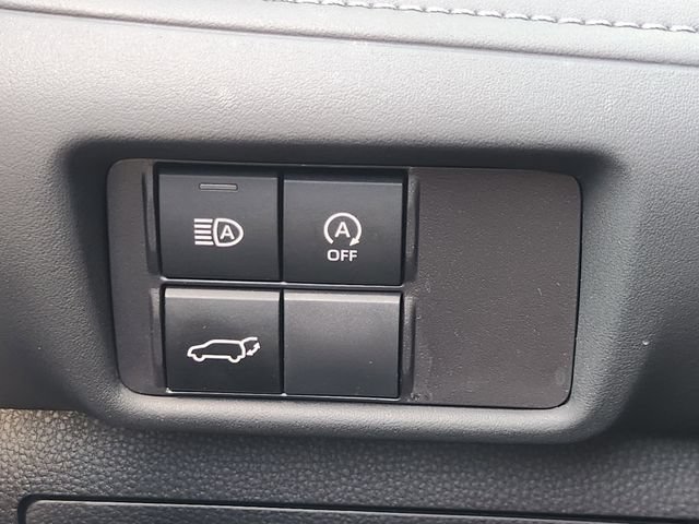 Used 2023 Toyota Highlander XLE FWD image 15