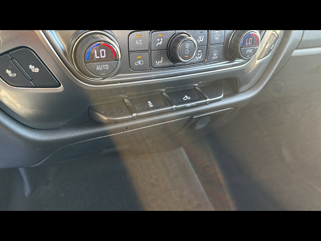 Used 2018 Chevrolet Silverado 1500 LT image 22