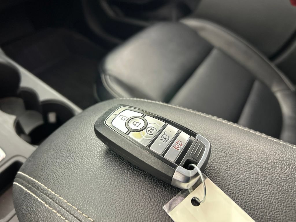 Used 2023 Ford Escape Platinum AWD/4WD image 23