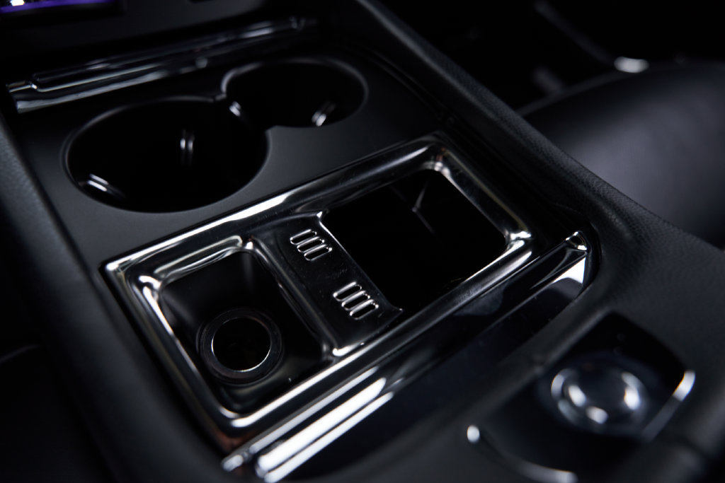 Used 2015 Rolls-Royce Wraith RWD image 51