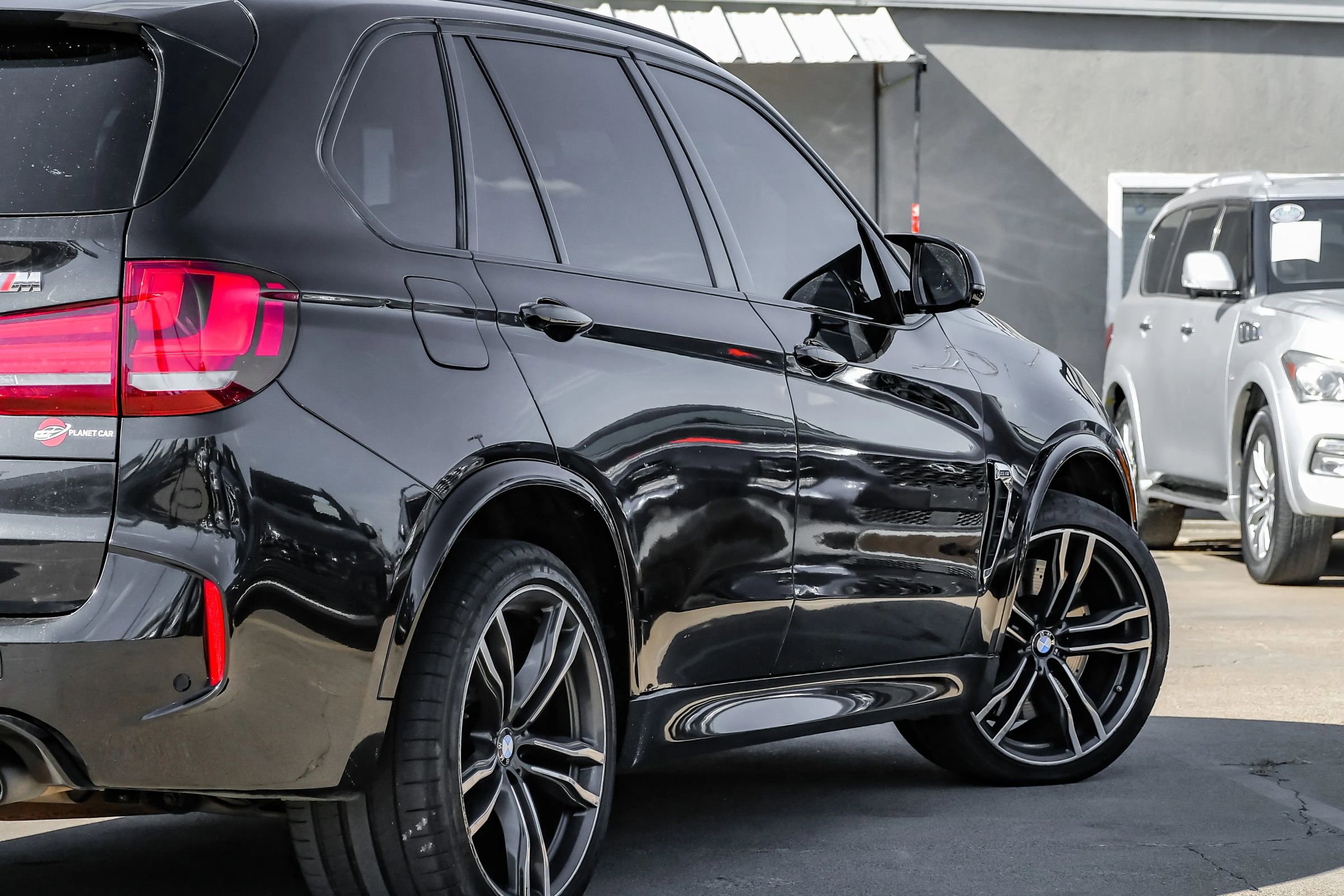 Used 2016 BMW X5 M image 13