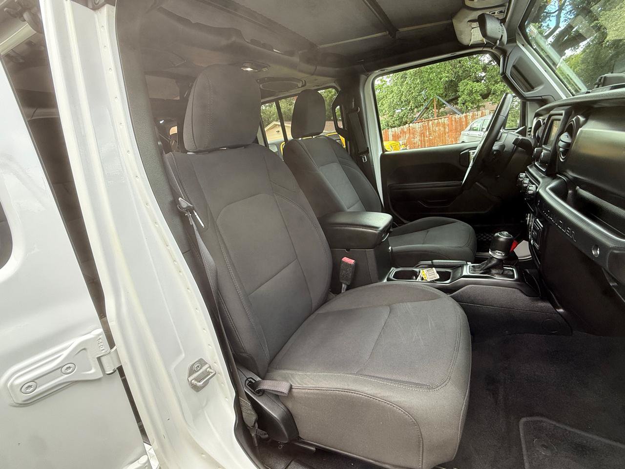 Used 2018 Jeep Wrangler Unlimited Sport S AWD/4WD image 17