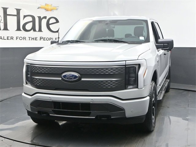 Used 2023 Ford F150 Lightning XLT image 7