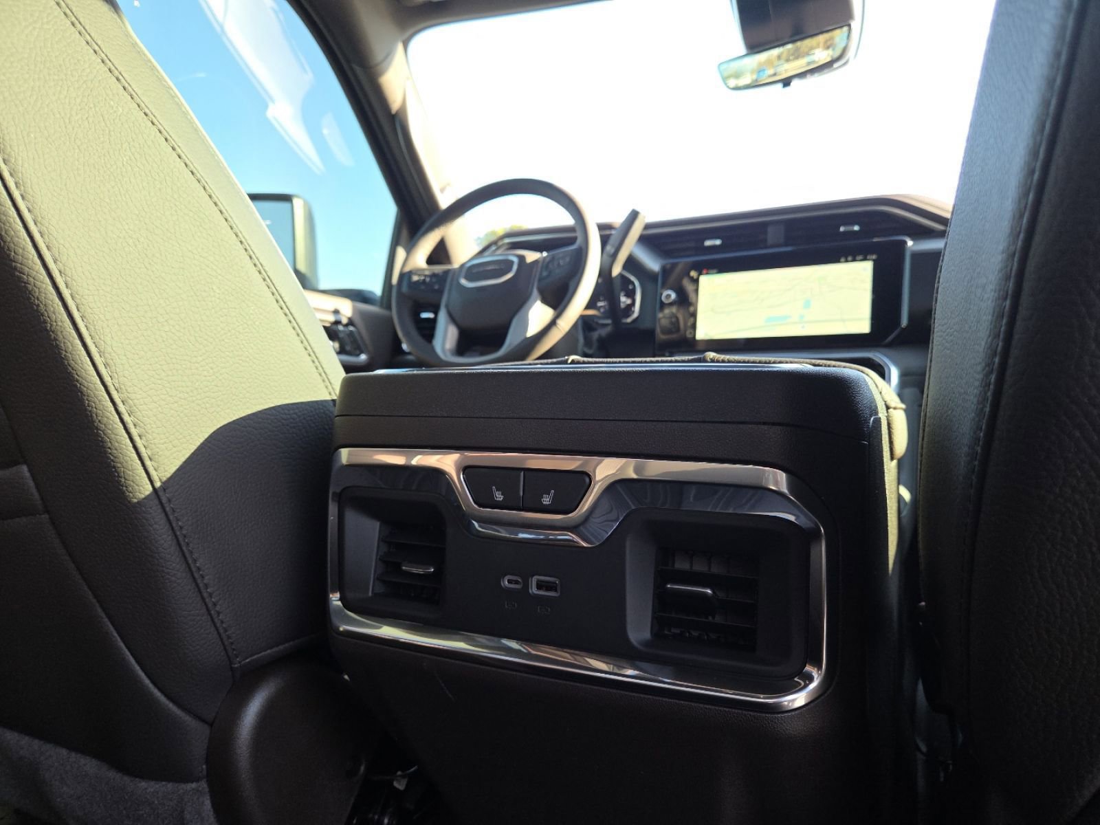 New 2026 GMC Sierra 3500 Denali w/ Denali Reserve Package image 31