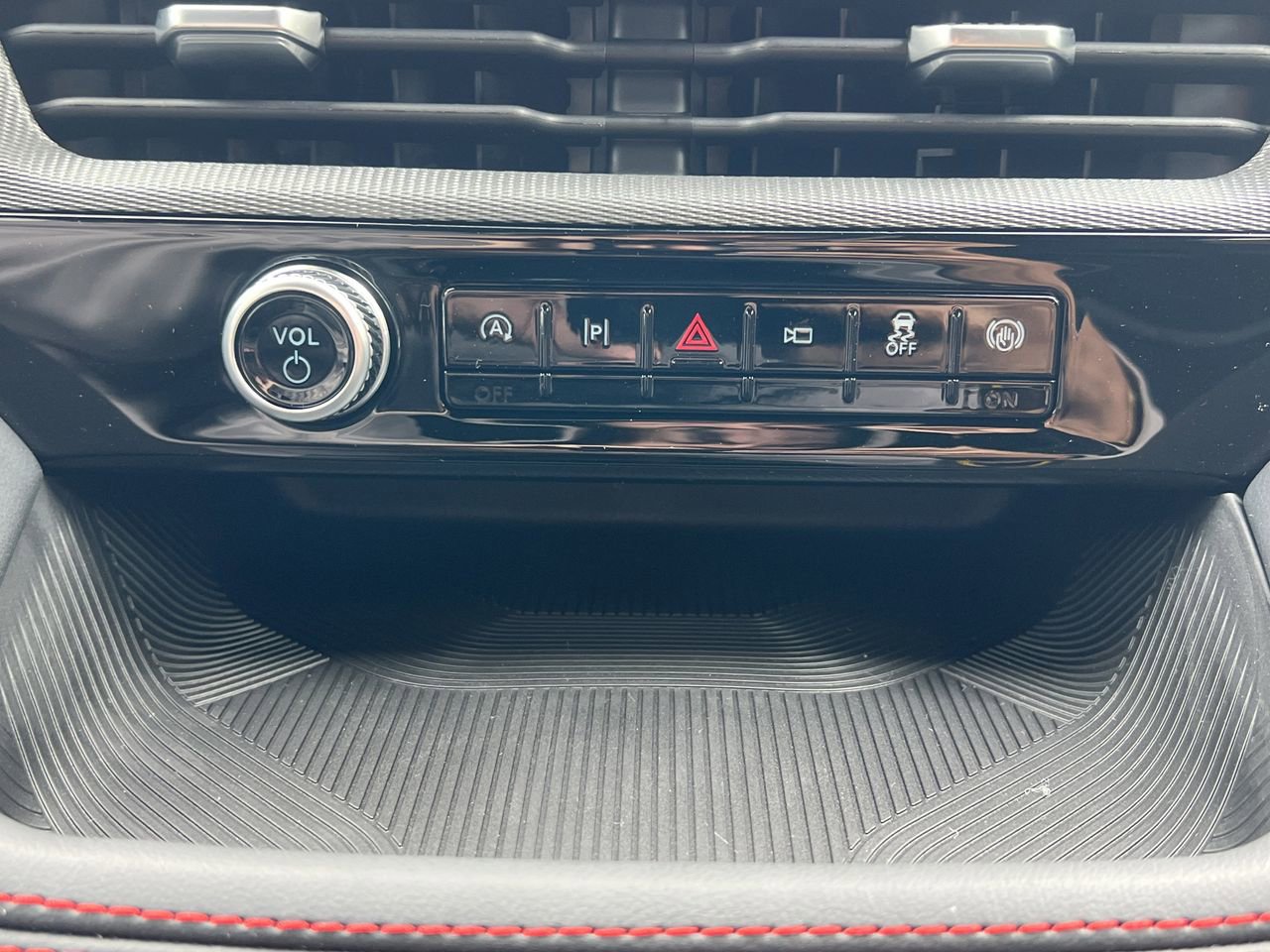 New 2026 Ford Explorer ST w/ Sun And Sound Package image 6