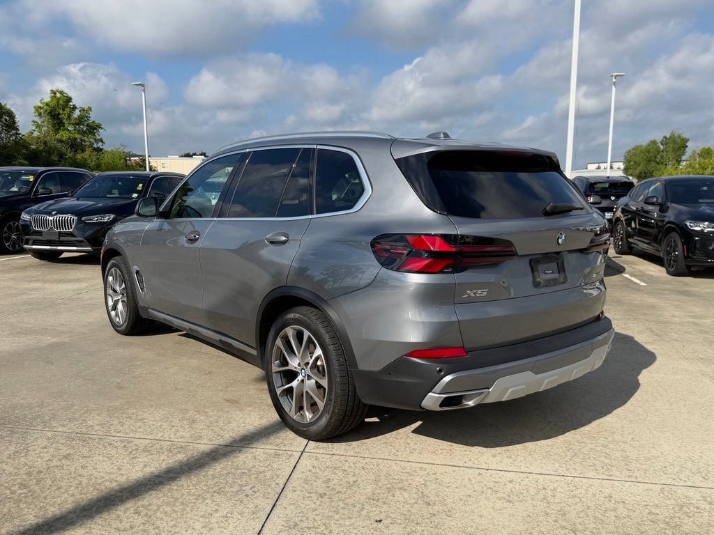 Certified 2024 BMW X5 sDrive40i w/ Premium Package RWD image 7