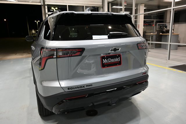 New 2026 Chevrolet Equinox RS image 5