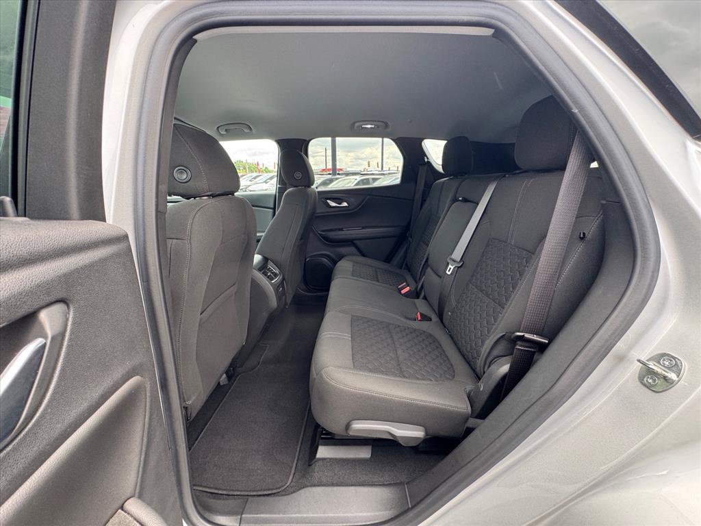 Used 2022 Chevrolet Blazer LT FWD image 11