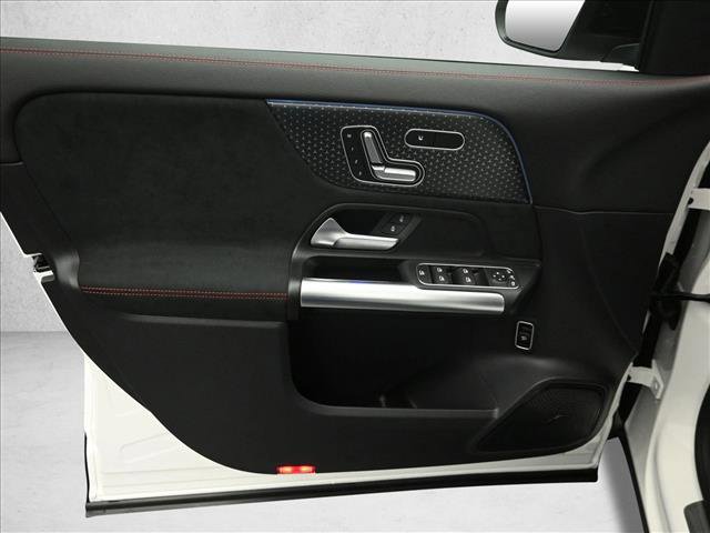 New 2026 Mercedes-Benz GLA 250 4MATIC image 19