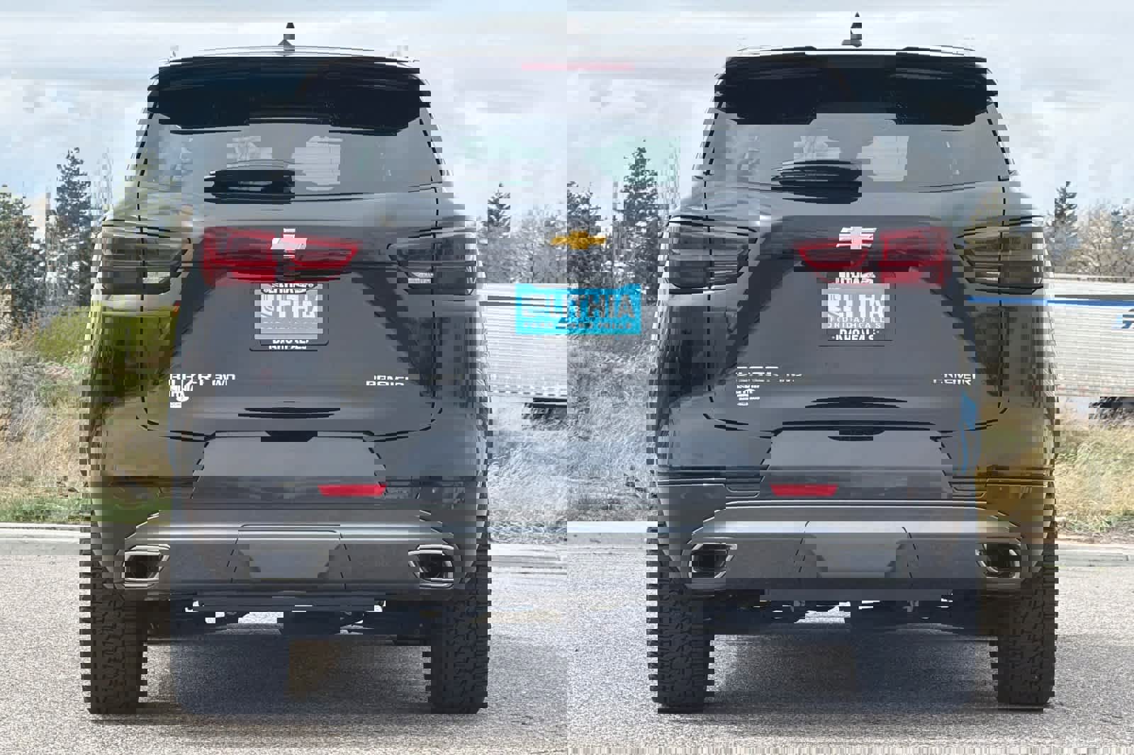 Used 2023 Chevrolet Blazer Premier w/ Driver Confidence II Package AWD/4WD image 7