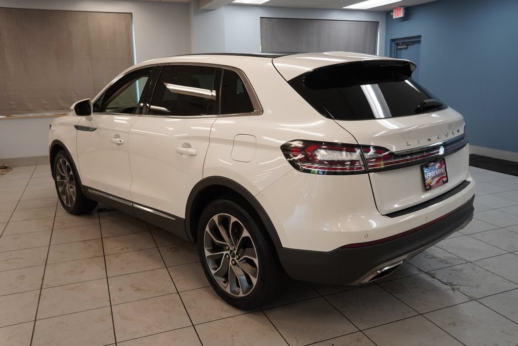 Used 2022 Lincoln Nautilus Reserve AWD/4WD image 12
