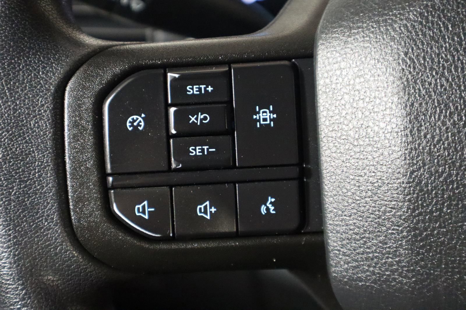 Used 2022 Ford F150 XL w/ Equipment Group 101A High image 32