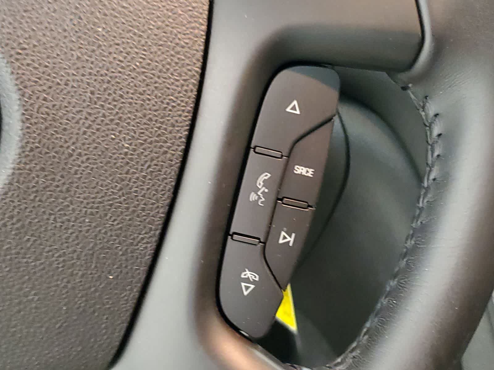Used 2017 Buick Enclave Leather FWD image 12