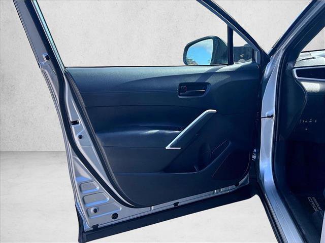 Used 2025 Toyota Corolla Cross AWD Hybrid image 17