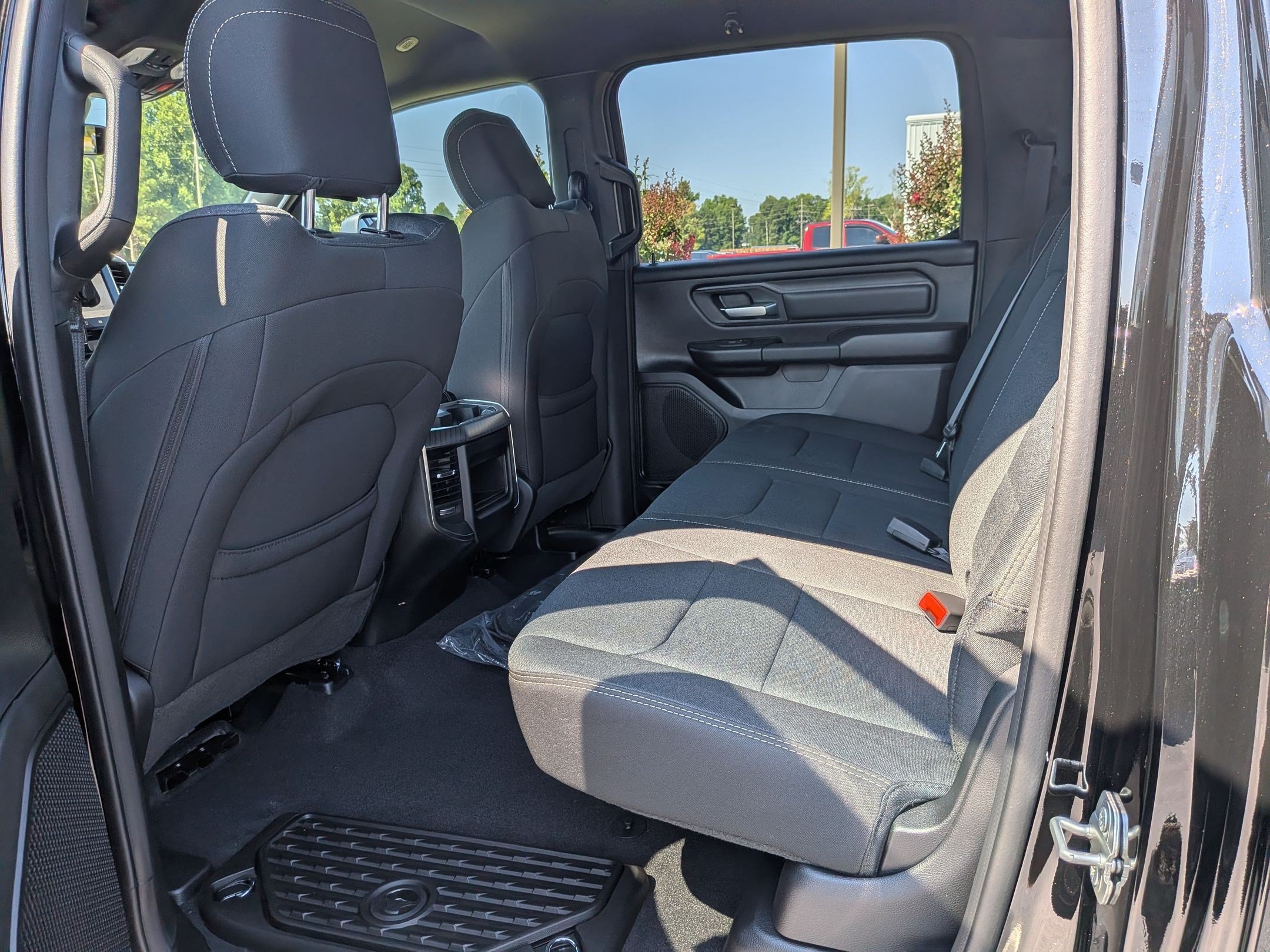 New 2026 RAM 1500 Express AWD/4WD image 20