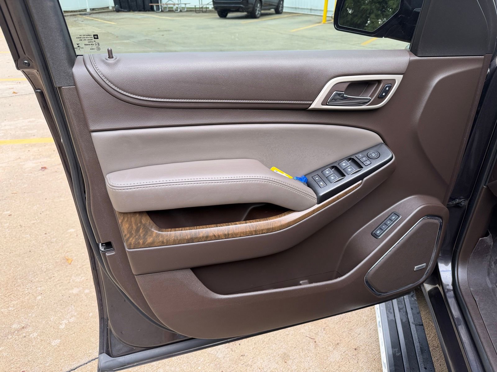 Used 2018 GMC Yukon XL Denali w/ Denali Ultimate Package image 9