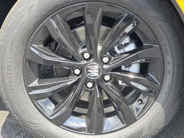 Used 2024 Buick Envista Sport Touring w/ Convenience I Package FWD image 10