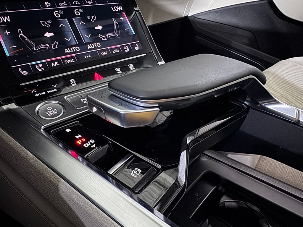 Used 2019 Audi e-tron Premium Plus w/ Cold Weather Package AWD/4WD image 37