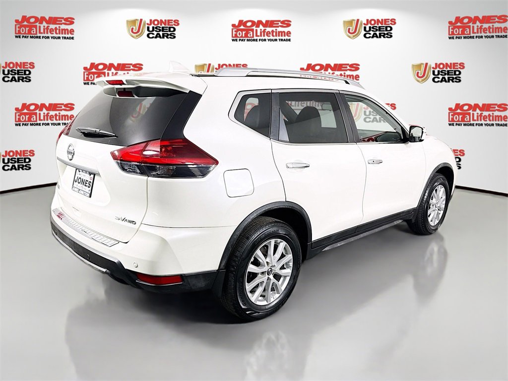 Used 2020 Nissan Rogue SV image 15