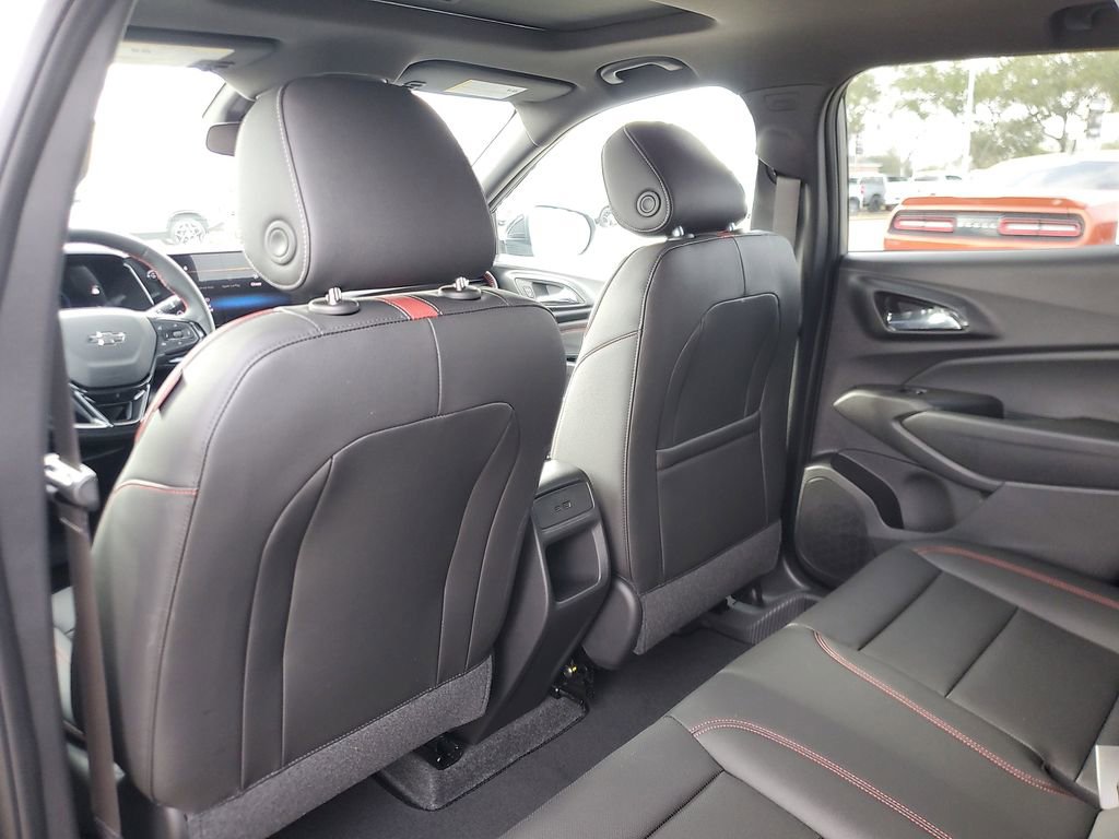 New 2026 Chevrolet Trax RS w/ Sunroof Package FWD image 10