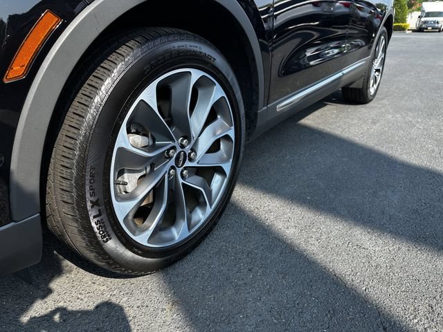 Certified 2023 Lincoln Nautilus Reserve w/ Equipment Group 201A AWD/4WD image 12