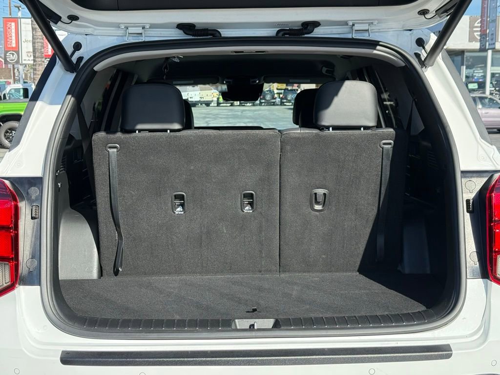 Used 2023 Hyundai Palisade SEL image 13