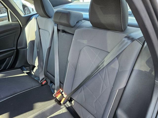 Used 2025 Volkswagen Jetta Sport image 19