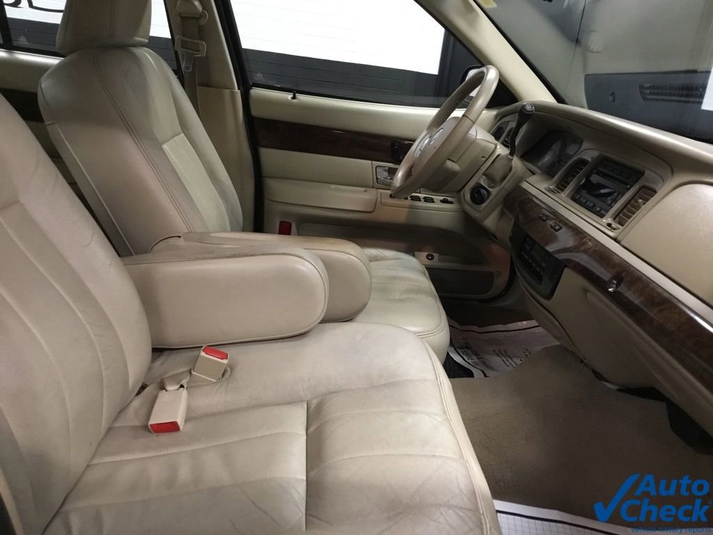 Used 2008 Mercury Grand Marquis LS image 34