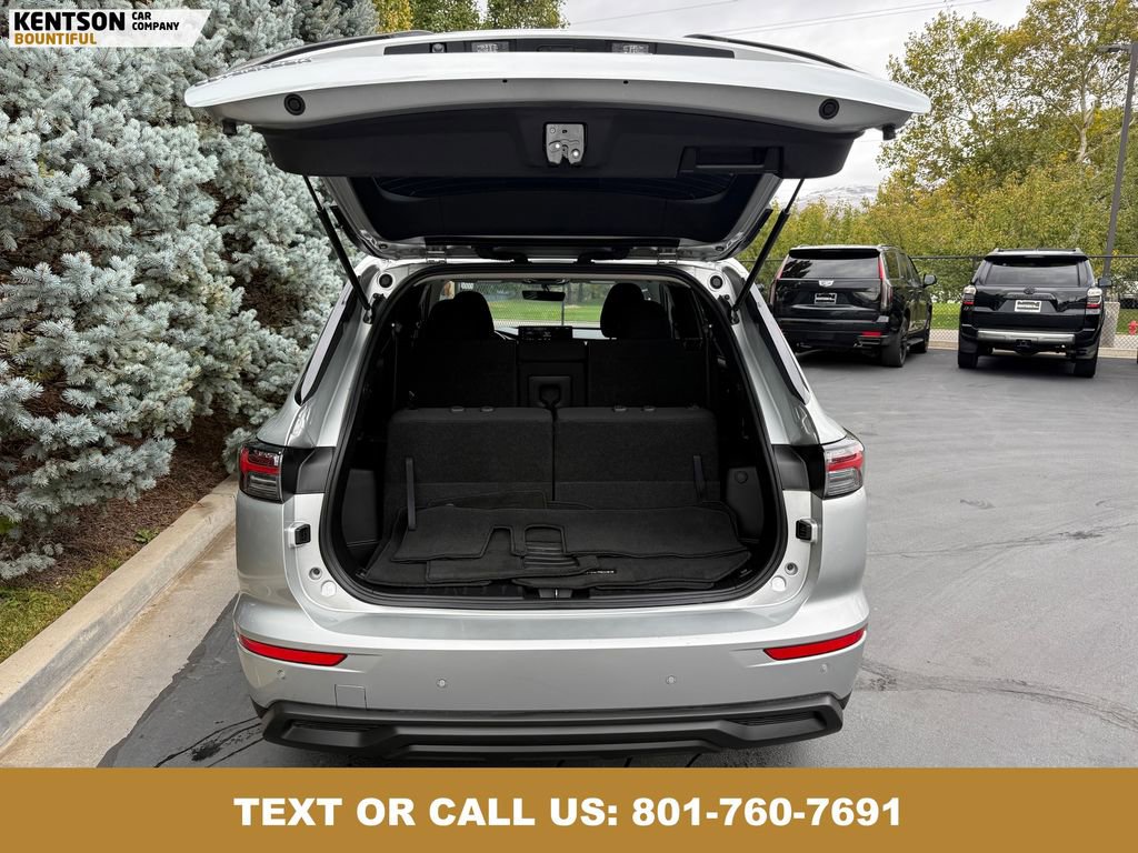 Used 2025 Mitsubishi Outlander ES image 33