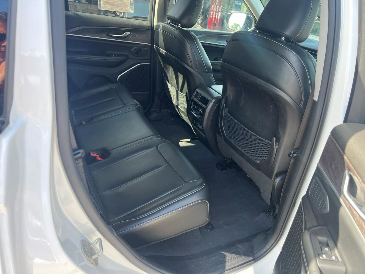 Used 2024 Jeep Grand Cherokee Limited 4xe image 17