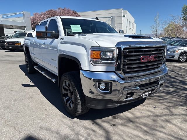Used 2018 GMC Sierra 2500 SLT w/ Duramax Plus Package image 9