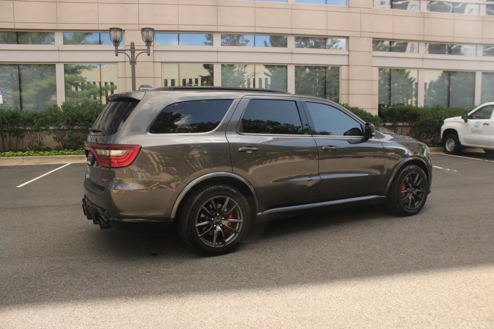 Used 2018 Dodge Durango SRT w/ Technology Group AWD/4WD image 7