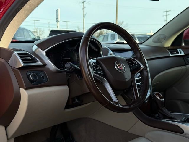 Used 2014 Cadillac SRX Luxury image 15