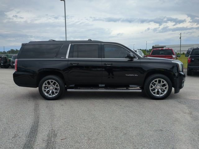 Used 2016 GMC Yukon XL SLT w/ Open Road Package AWD/4WD image 3