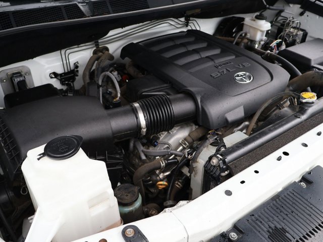 Used 2017 Toyota Tundra SR5 w/ TRD Off Road Package AWD/4WD image 26