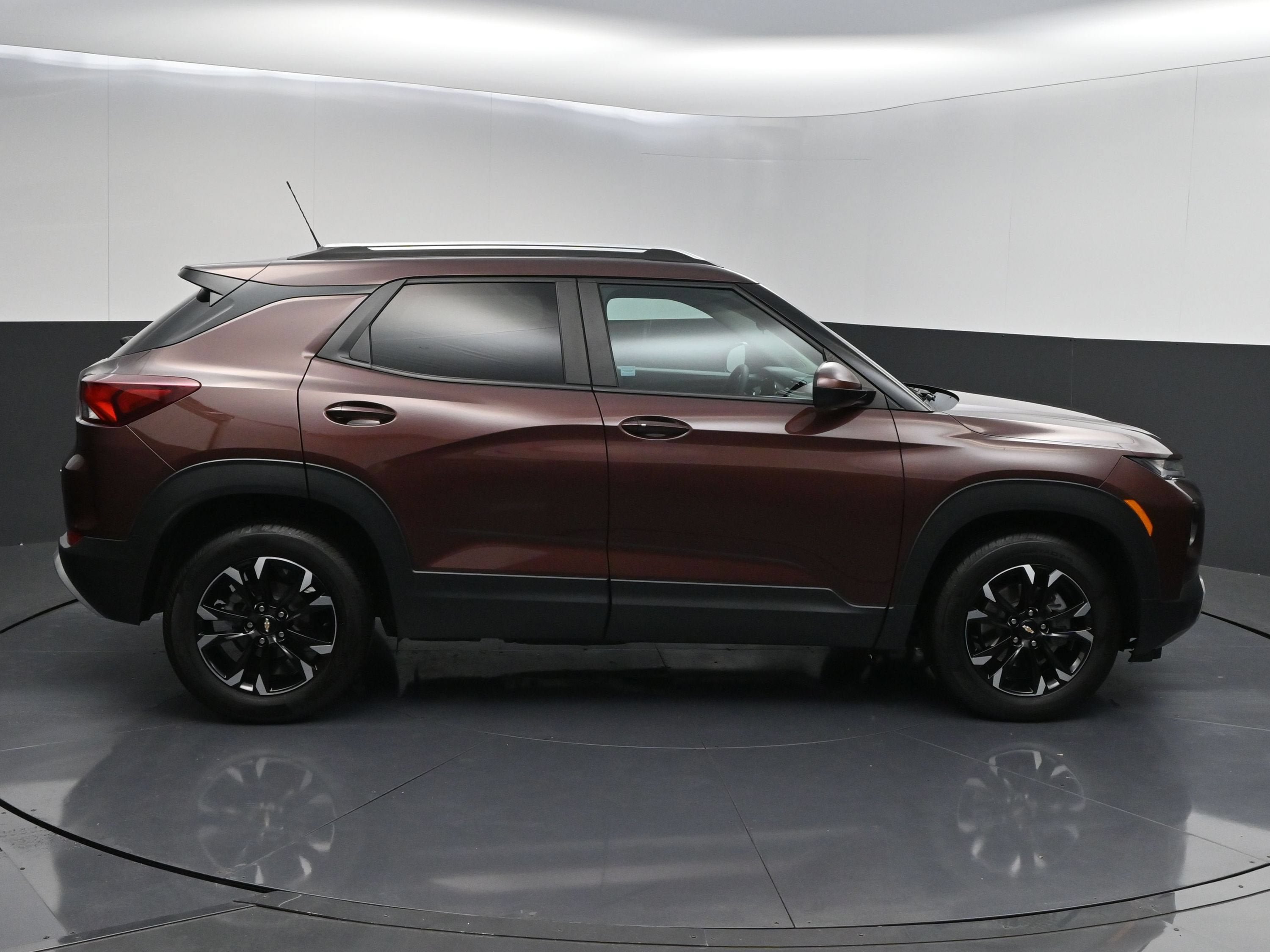 Certified 2023 Chevrolet TrailBlazer LT FWD image 8