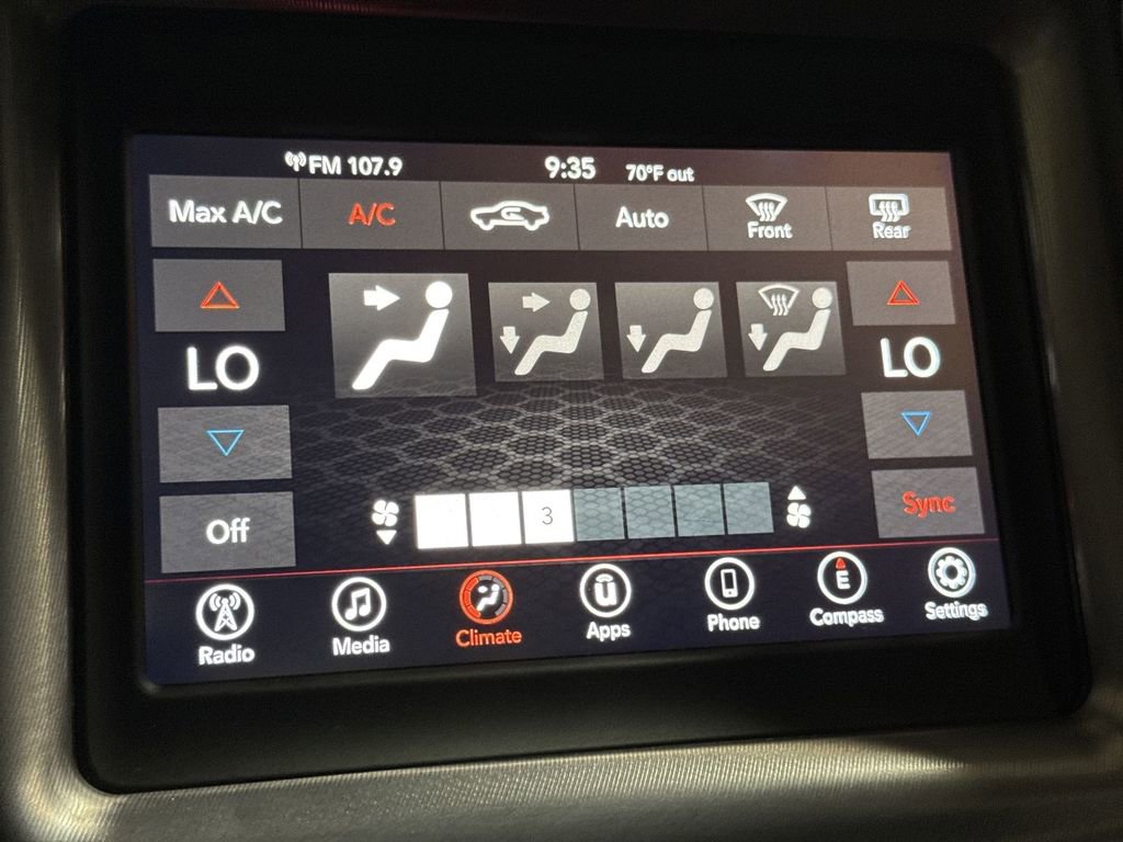 Used 2019 Dodge Challenger SXT AWD/4WD image 16