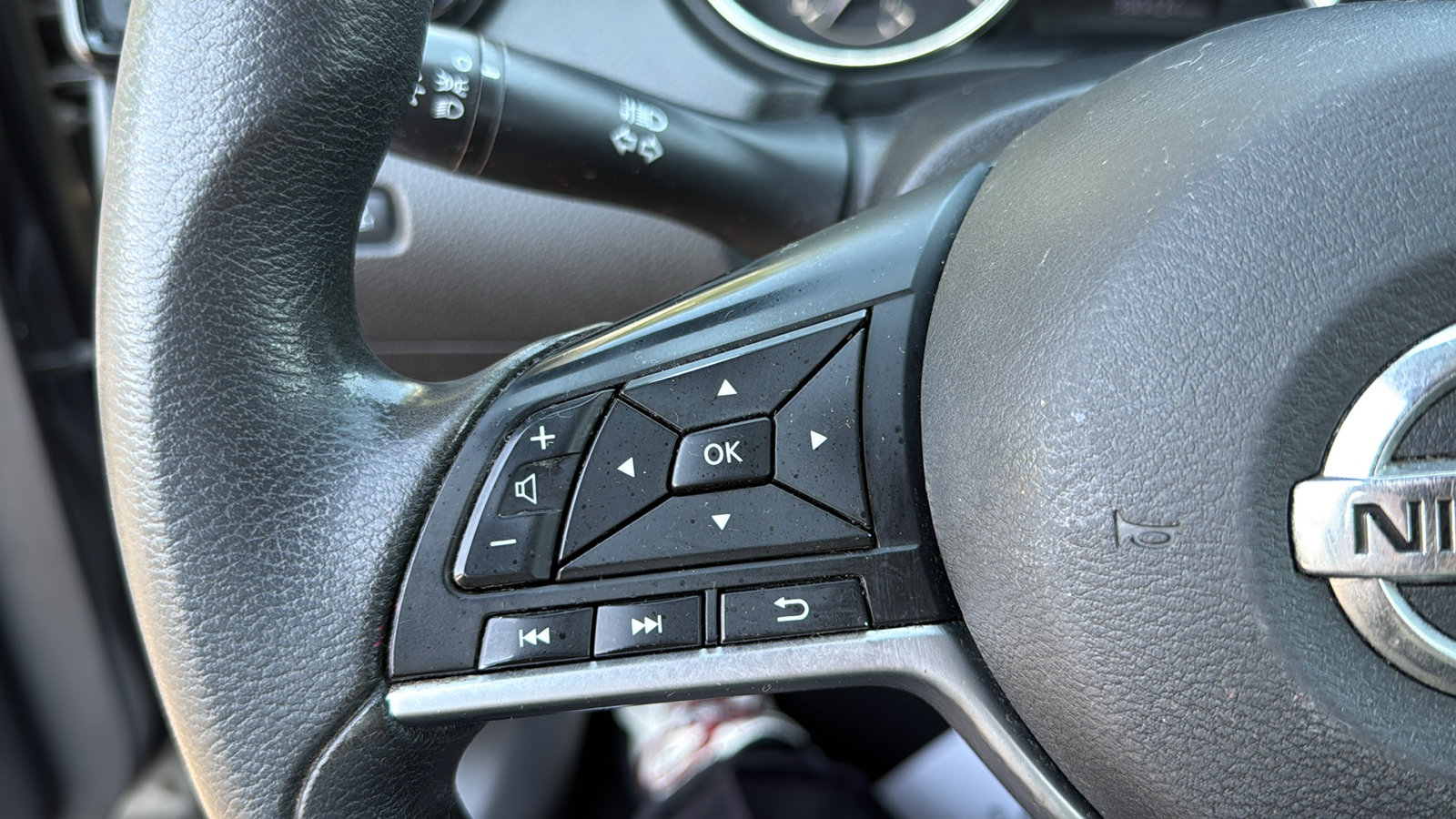 Used 2019 Nissan Rogue Sport S w/ Appearance Package AWD/4WD image 10