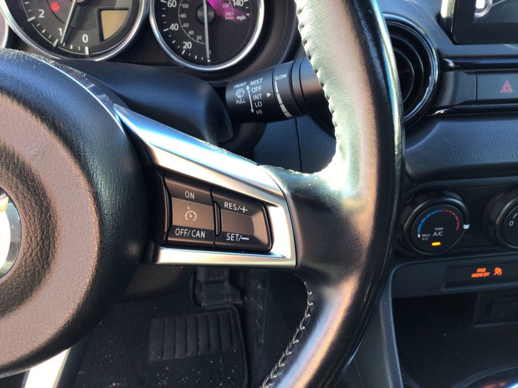 Used 2020 MAZDA MX-5 Miata Sport image 24