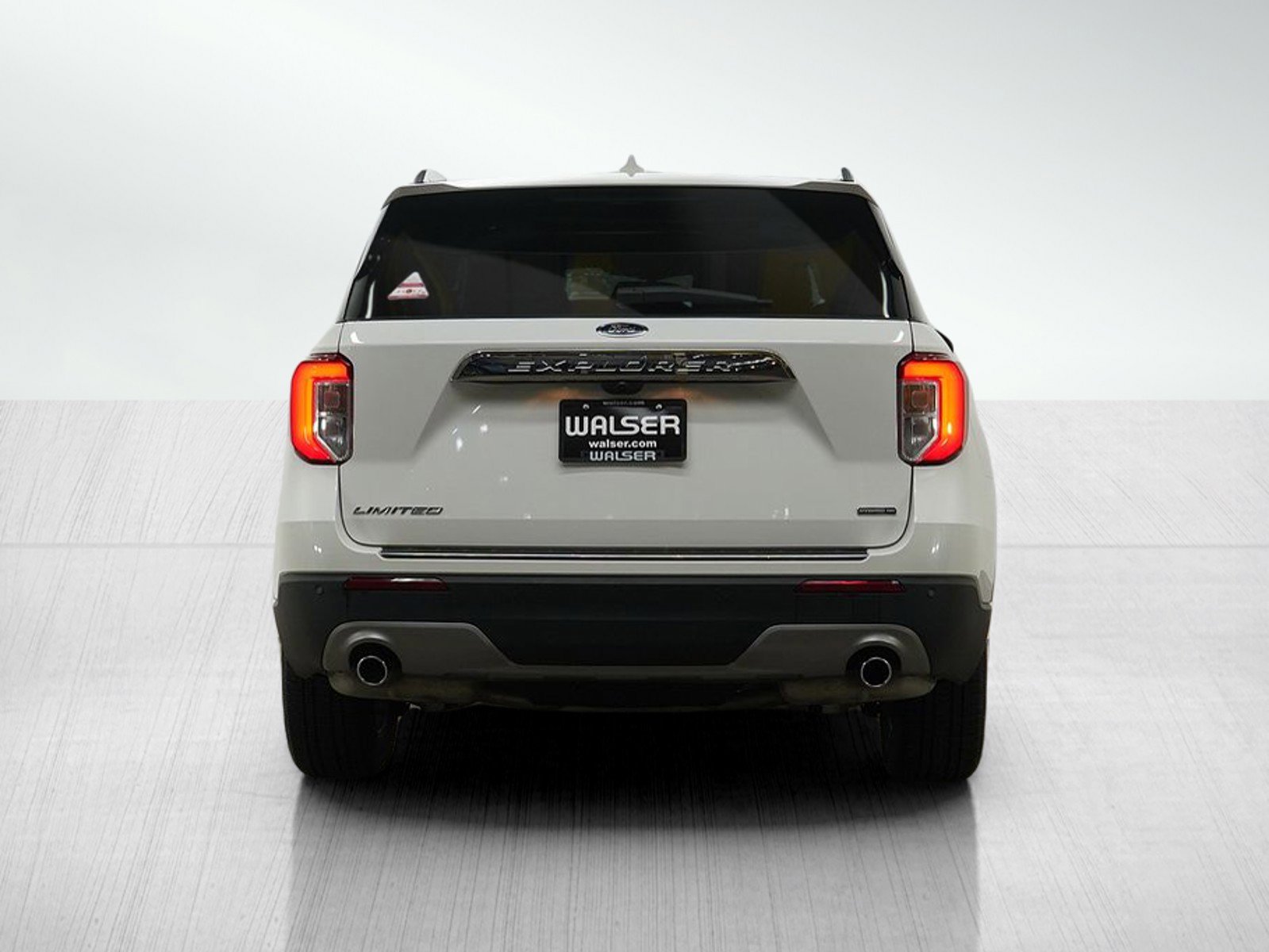 Used 2021 Ford Explorer Limited image 4