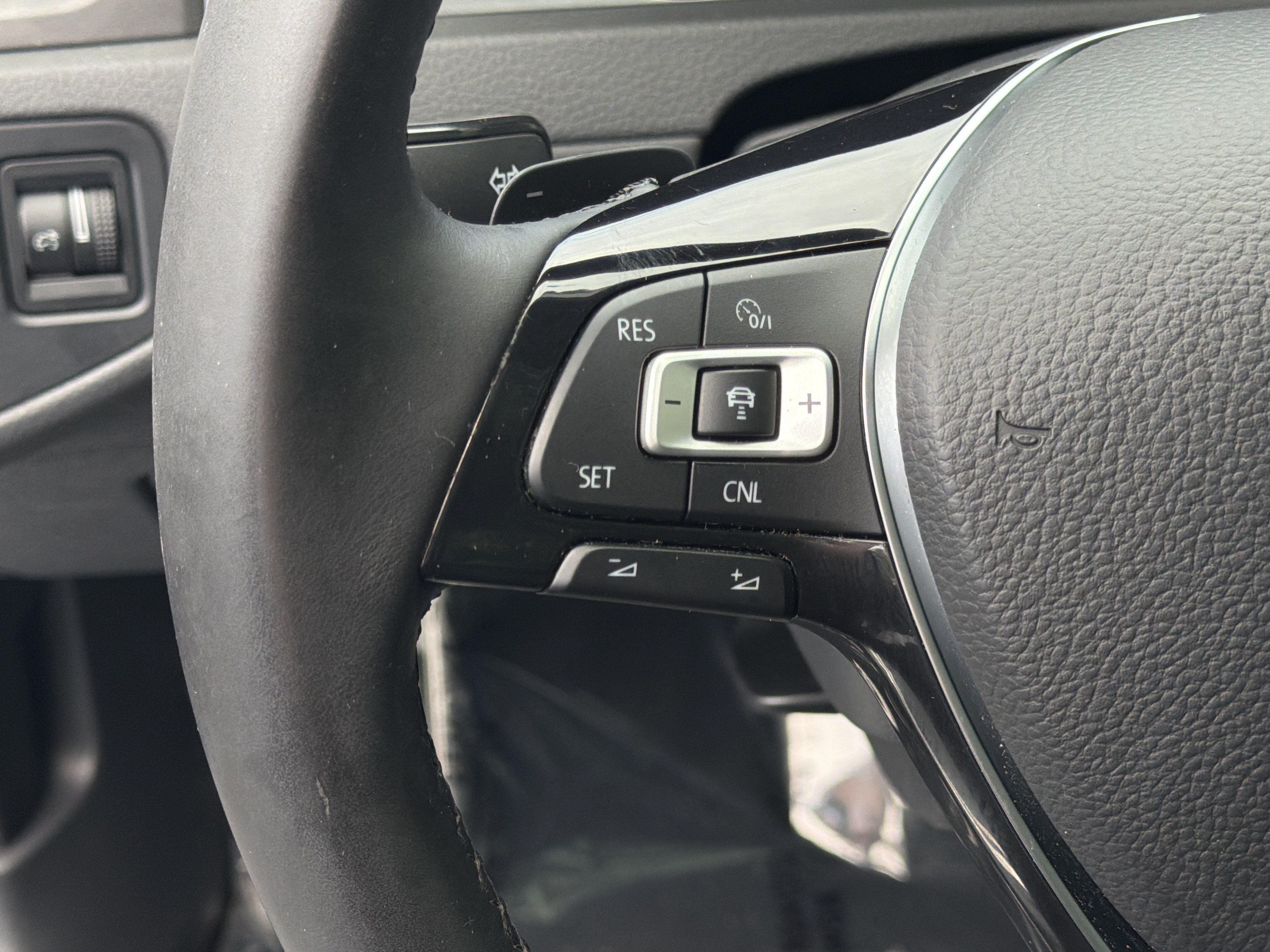 Used 2017 Volkswagen Golf Alltrack AWD/4WD image 19